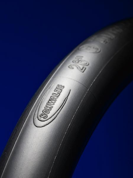 Chambre à air Schwalbe 20 x 1-1/8-1-3/8 Valve presta 40mm